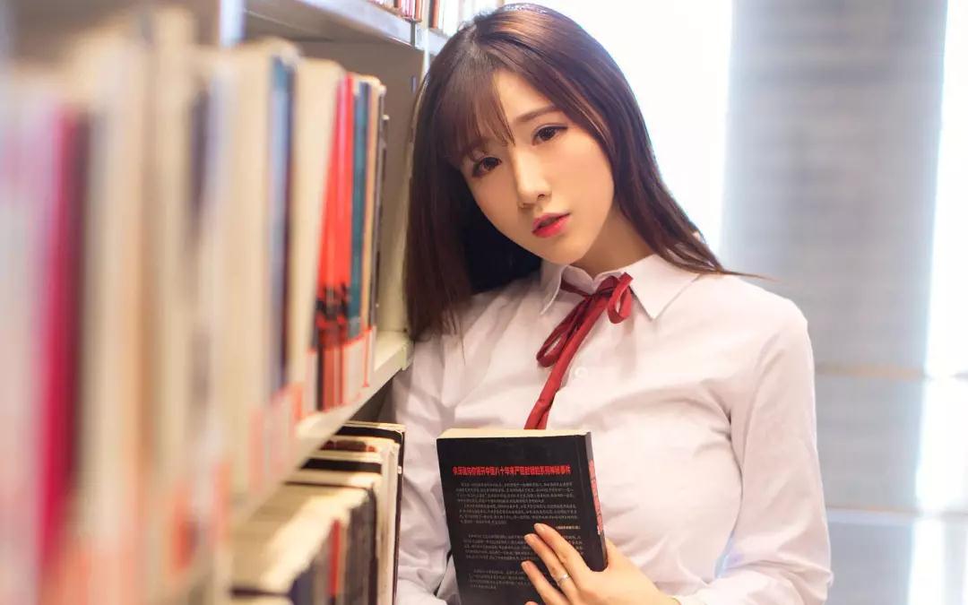 【姐弟恋男生应注意什么？这些事千万不要做！】图2