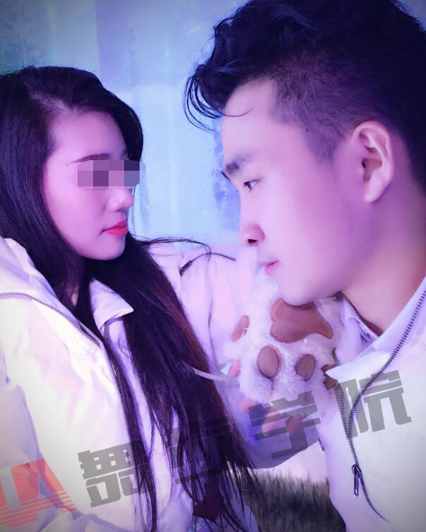 【现在醒悟还不算太晚,看看大佬是怎么追女生的】图1
