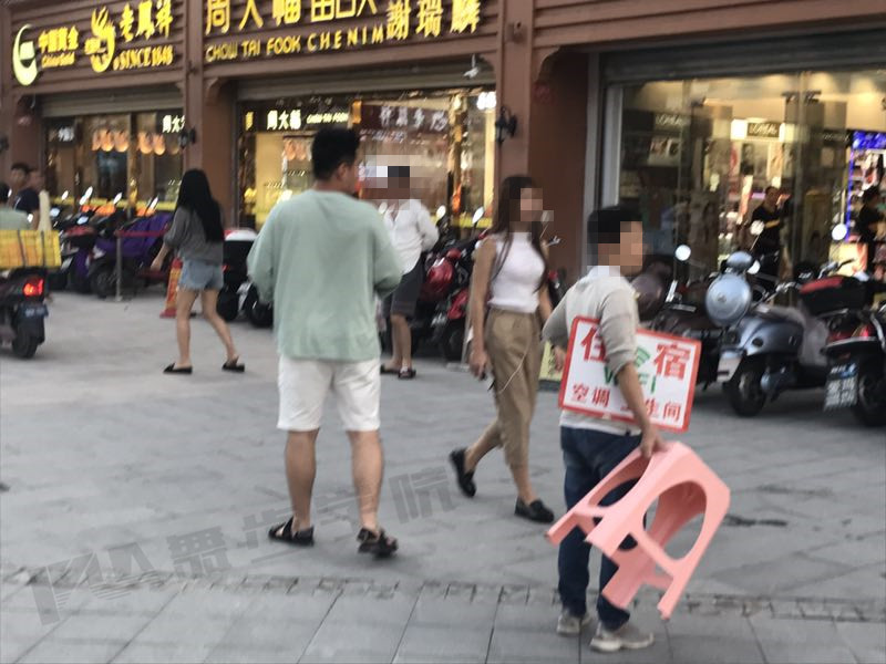 【两个人吵架后，该怎么和对方和好？该怎么哄女生？】图1