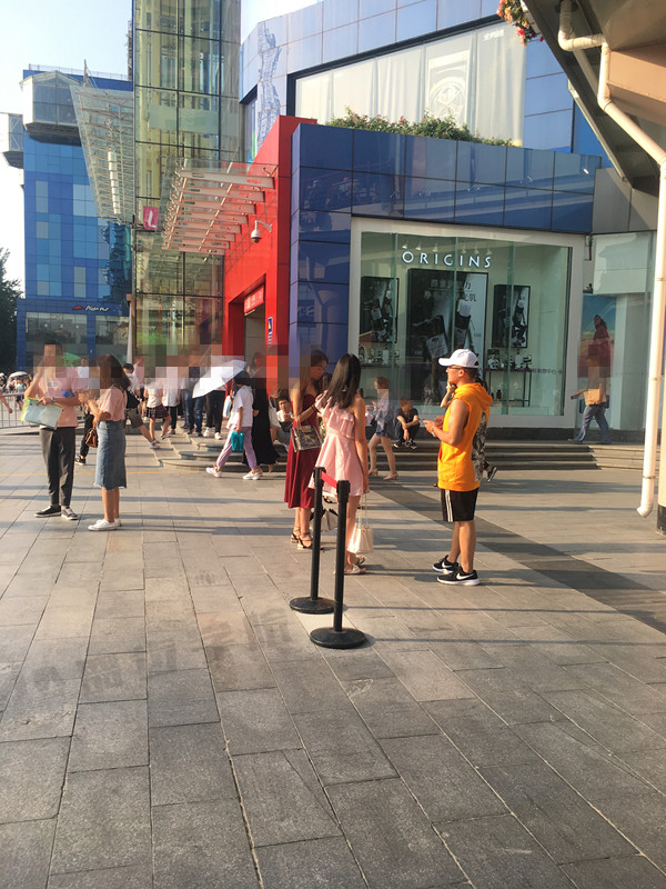 【女生冷暴力分手是什么心理？面对冷暴力分手该怎么办？】图1