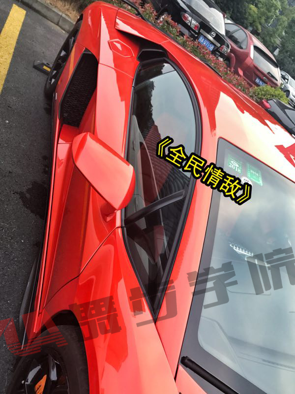 网上聊天，会聊更要会撩