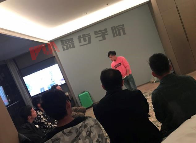 【好男人如何追求自己的爱情，这份攻略拿去不谢！】图1