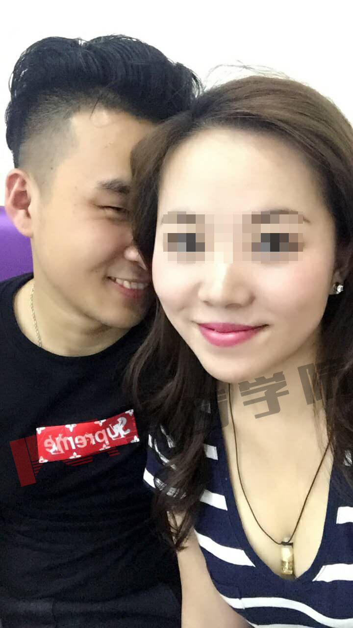 怎么让她注意到你