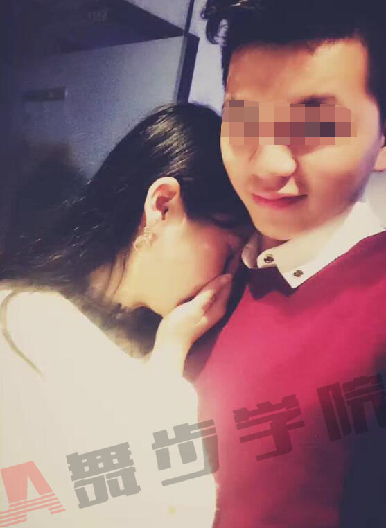 【刚才试过了,遇见喜欢的女生,这样搭讪超有效】图2