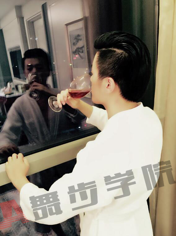 【当你跟女生出来约会了,一定要多花点心思】图4