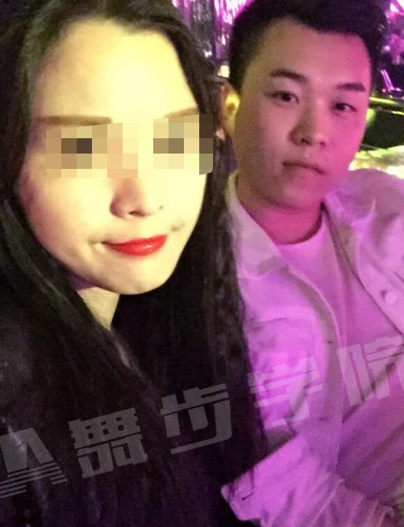 【搭讪漂亮妹子要这样做,老铁们想到了吗】图3