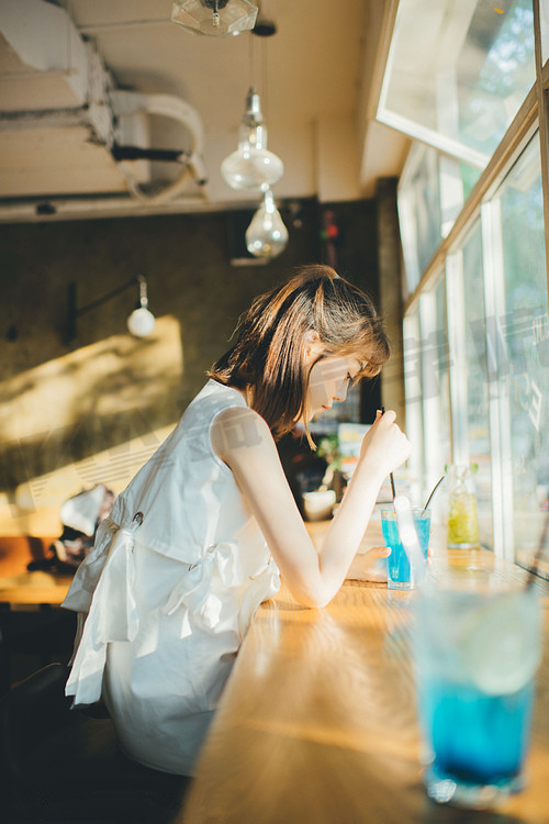 泡妞高手轻易不告诉他人的秘密 