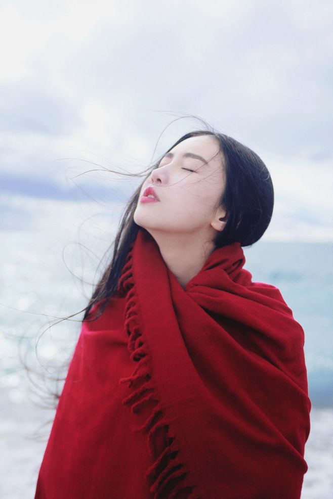 怎么跟一个女孩聊天 图02