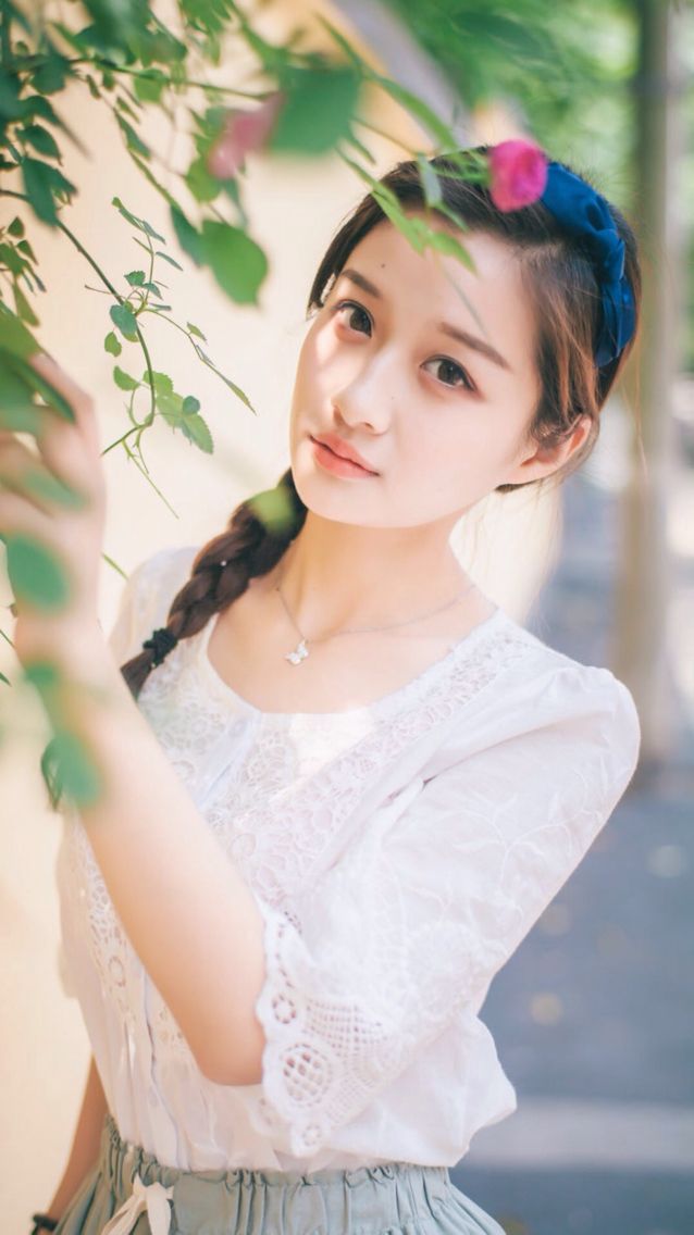 与女生聊天 图02