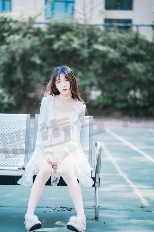 女孩喜欢什么样的男孩,让她离不开你