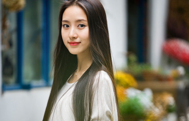 碰到好感强烈的女生，男生怎样和她搭讪