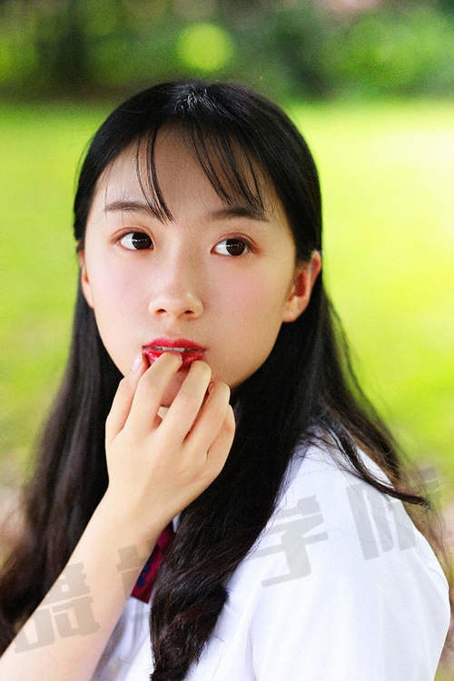 妹子有什么表现代表喜欢你了呢？