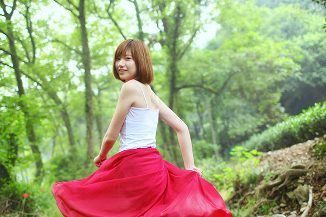 男生和美女搭讪的技巧，化陌生为熟悉