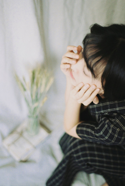男生和美女搭讪的技巧，化陌生为熟悉2