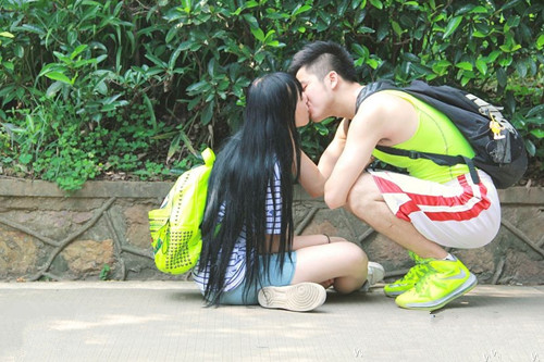 男生暗恋内心变化，翻来覆去都是因为她
