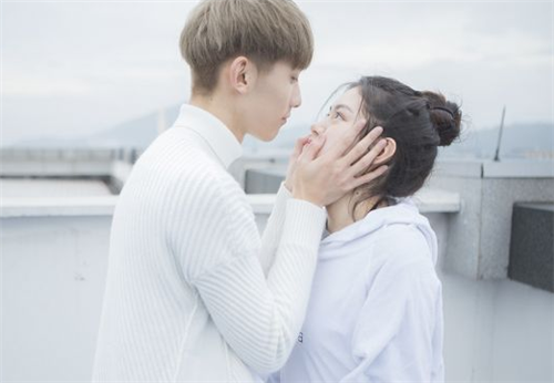 异地恋怎么挽回女朋友，找到原因对症下药1