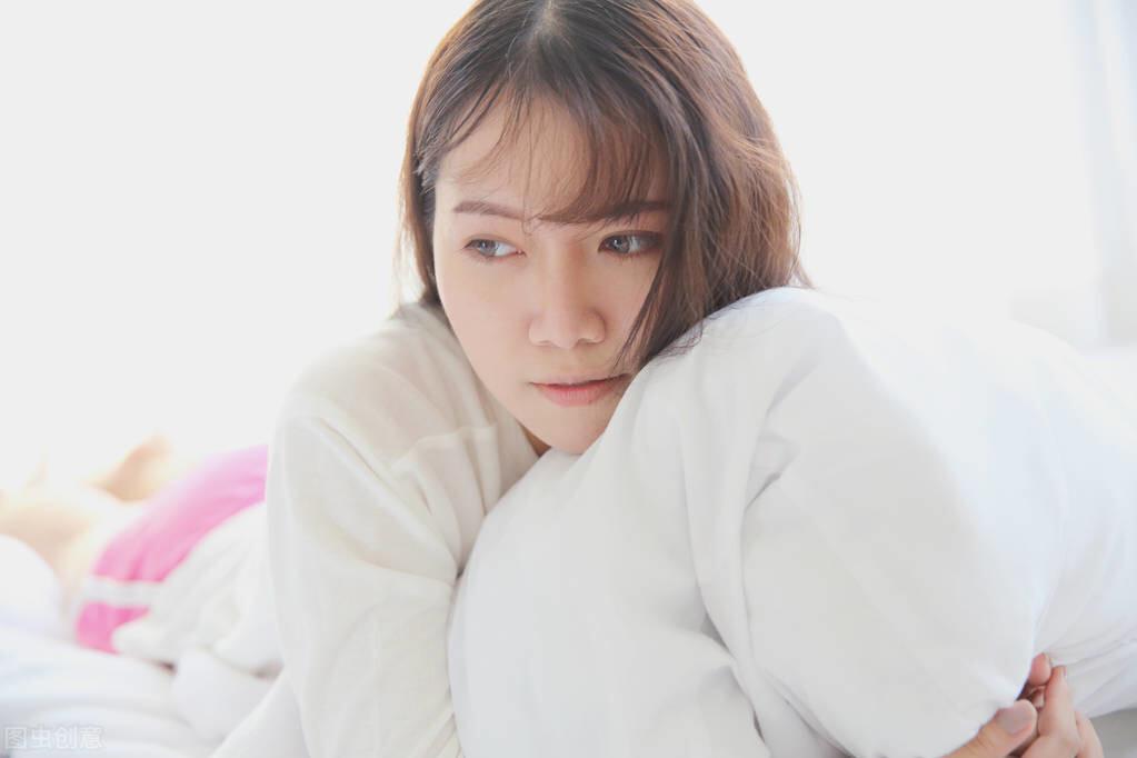 【想要更简单地追女生？有个“约定俗成”的规律：心态引领(想要的简单可能更难得到)】图1