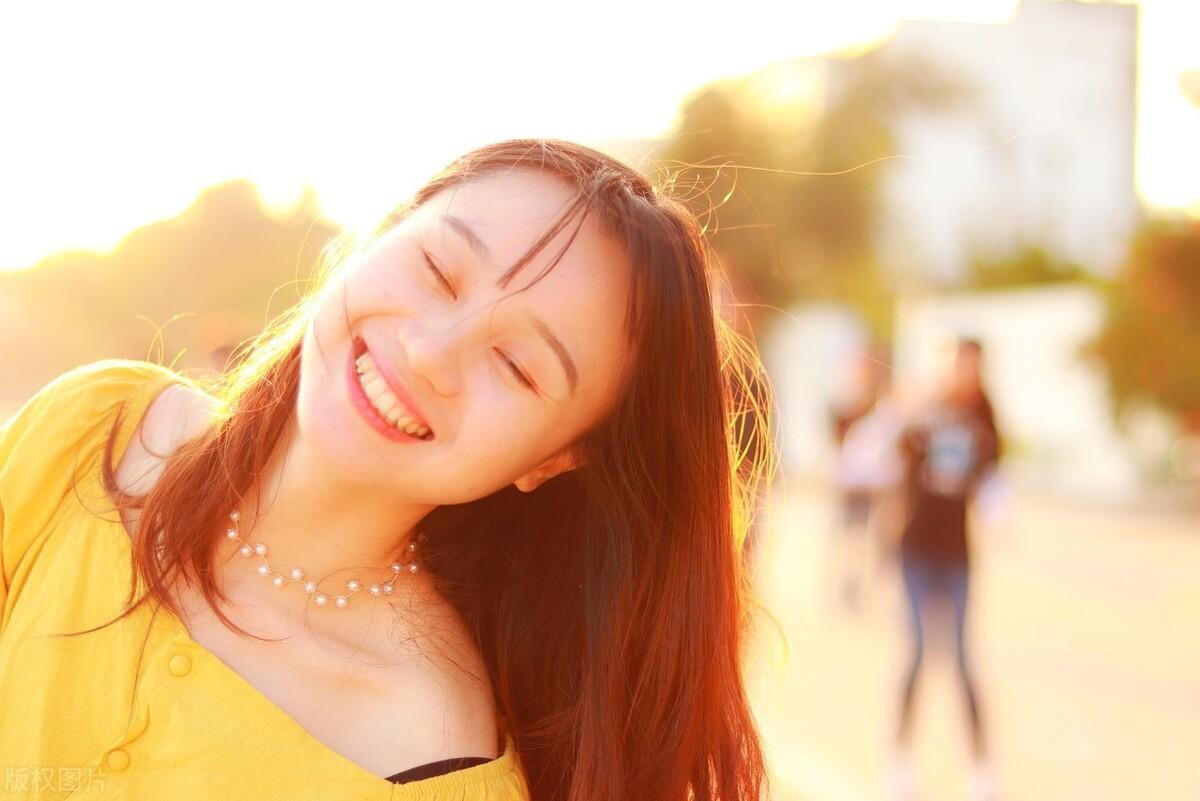 【追女生技巧：遵循“价值法则”，效果事半功倍(追女生如何摆正心态)】图3